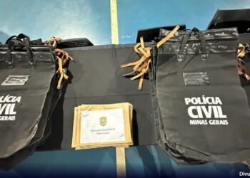 Quadrilha suspeita de aplicar golpe bancário e causar rombo de R$ 20 milhões é alvo da polícia em Minas Gerais