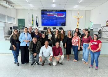 Servidores de Córrego Fundo participam de capacitação sobre licitações