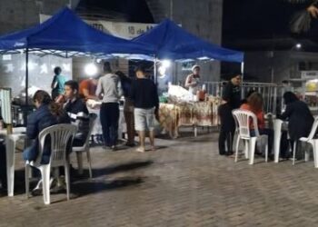 Show musical durante a Feira Praça Viva inaugura nova estrutura