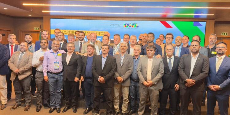 Prefeitura de Formiga participa de articulações nacionais em defesa do Lago de Furnas