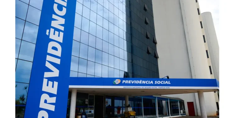 INSS volta a autorizar empréstimos mediante cadastramento biométrico