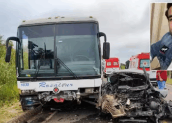 Homem morre e três ficam feridos após colisão entre ônibus e carro