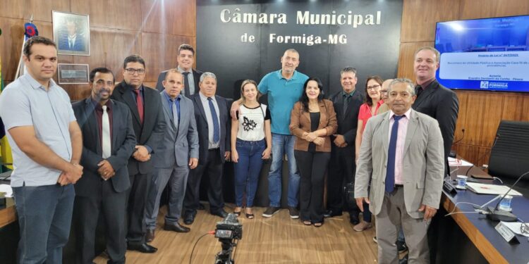 Aprovado o projeto que reconhece a Associação Casa 18 de Abril como de Utilidade Pública