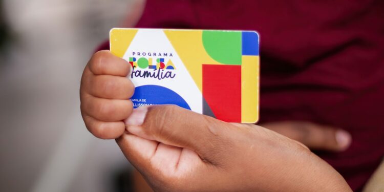 Calendário de pagamento do Bolsa Família em maio é divulgado