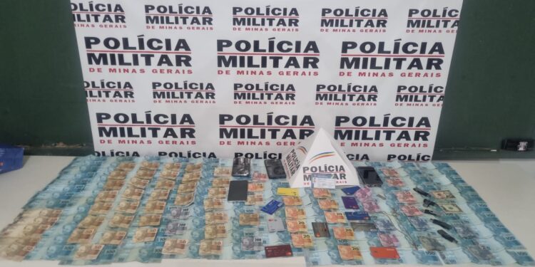 Policia recupera valores e prende estelionatários na MG-050