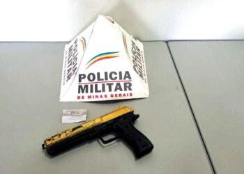 Em Nova Serrana, jovem assalta pedestre e exige R$ 15 via Pix