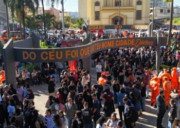 Caminhada Todos Contra a Pedofilia bate recorde de público em Divinópolis