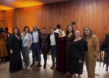 Formiga retoma destaque na gestão do CONASEMS da Macrorregião Oeste de Divinópolis para 2025-2027