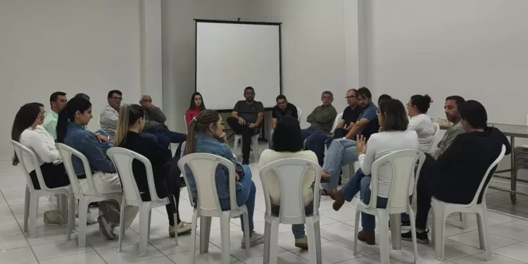 Serviço de Inspeção Municipal realiza reunião estratégica para fortalecimento dos processos sanitários em Formiga