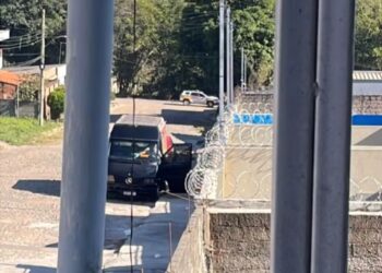 Feminicídio em Divinópolis: mulher é morta estrangulada pelo namorado