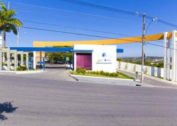 Colégio Unifor divulga edital de processo seletivo para professor