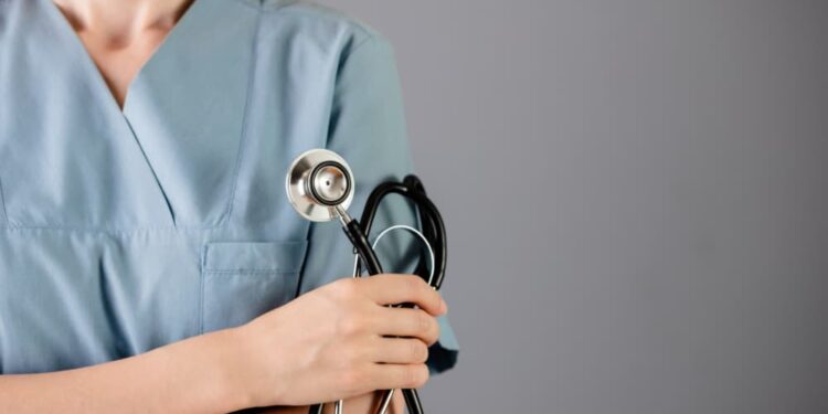 Prefeitura de Formiga convida profissionais da Enfermagem para tarde especial de homenagens