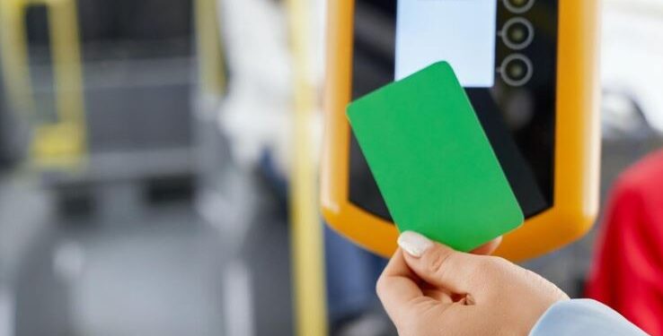 Cartões de bilhetagem para idosos e pessoas com deficiência passam por reposição em Formiga