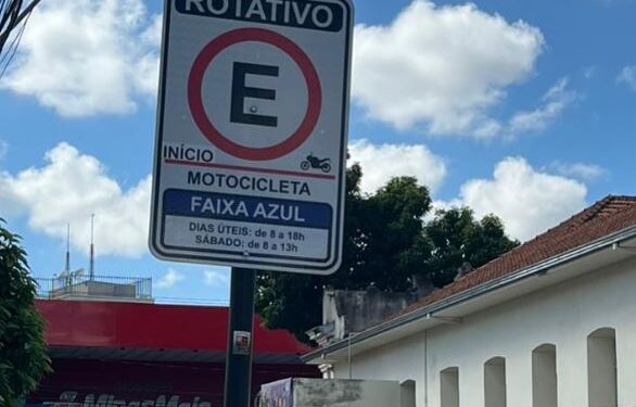 Formiga: compra de créditos para Estacionamento Rotativo fica mais fácil com novo serviço pelo WhatsApp