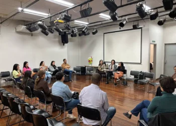 Servidores dos equipamentos do Desenvolvimento Humano participam de importante reunião