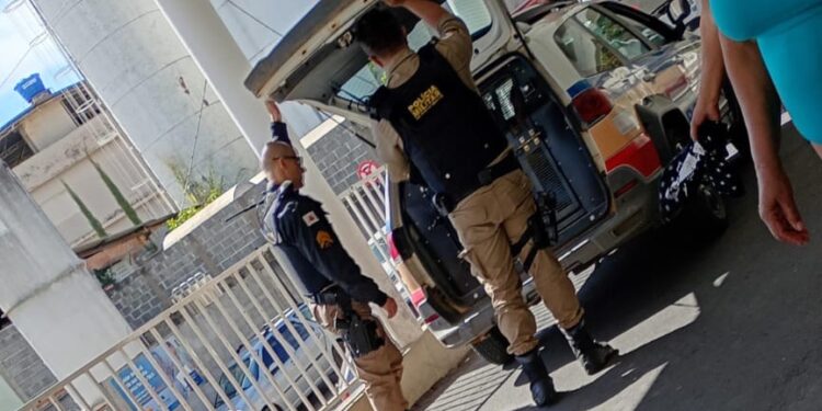 Briga familiar termina com mulher ferida por faca em Formiga