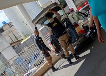 Briga familiar termina com mulher ferida por faca em Formiga