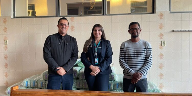 Formiga Solidária 2025 encerra campanha com entrega de fraldas ao asilo