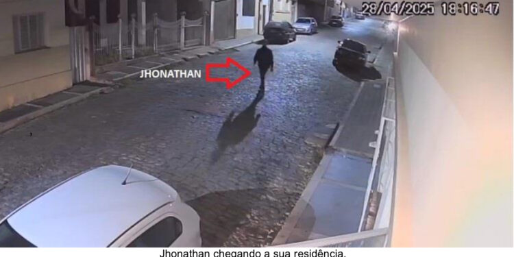 Imagens revelam execução premeditada em Formiga; veículo sem placas e câmeras foram cruciais para investigação