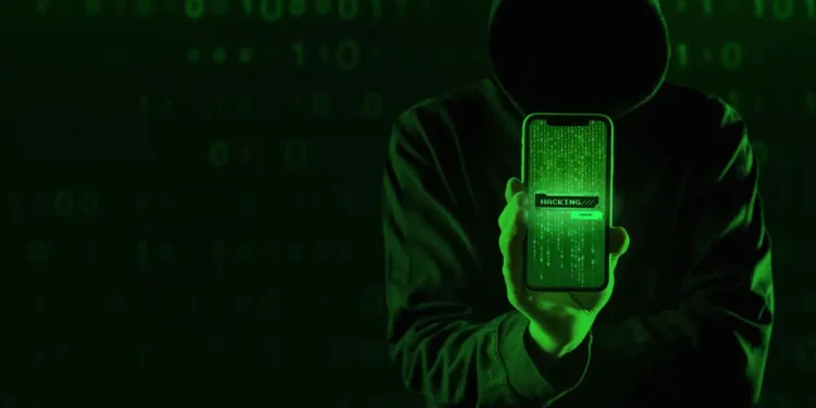 Quatro em cada 10 brasileiros já foram alvo de fraudes pela internet