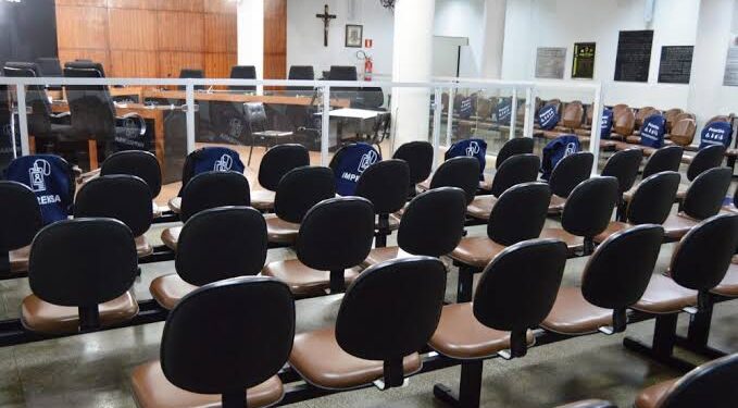 Câmara de Formiga divulga nota e diz que nova lei de diárias trará economia aos cofres públicos