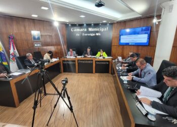 Câmara de Formiga derruba dois vetos do Executivo a projetos de autoria parlamentar