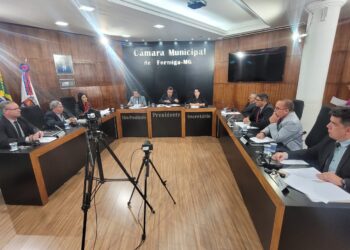 Câmara de Formiga discute projetos sobre segurança, saúde e participação popular