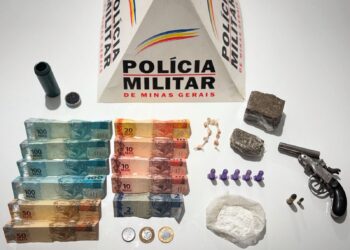 Polícia Militar de Bambuí apreende arma, drogas e munições no bairro Lava-Pés