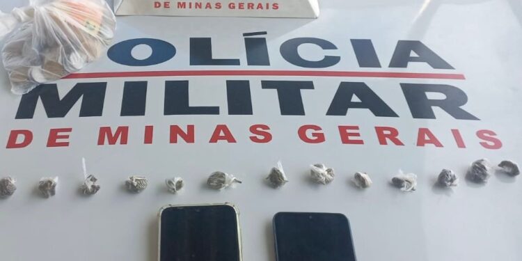 Polícia Militar apreende drogas em Formiga