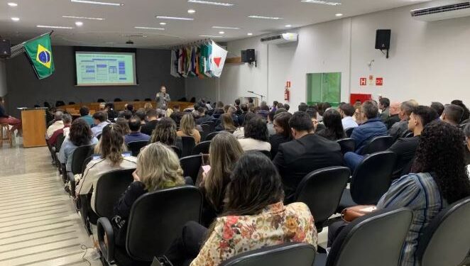 Prefeitura de Formiga participa do III Simpósio de Administração Tributária em Passos