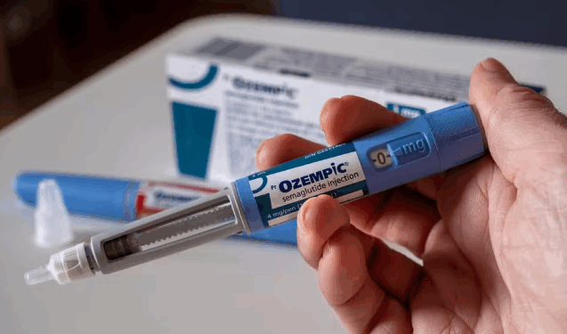 Receita retida: entenda como fica a venda de canetas emagrecedoras