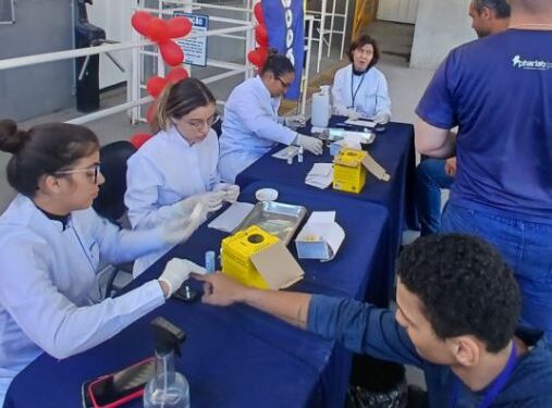 Alunos do Unifor-MG participam da campanha ‘Junho Vermelho’ em parceria com a GECAL na cidade de Pains