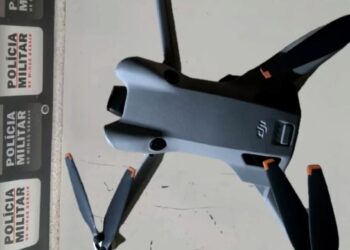 Homem usa drone para filmar moradores em momentos íntimos e acaba preso em Divinópolis