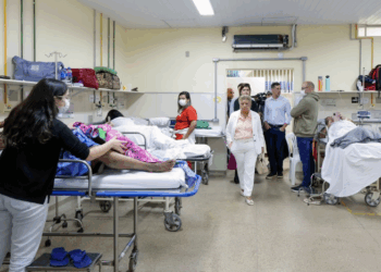 Agora é Lei: Mulheres terão direito a acompanhante em procedimentos com sedação