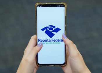 Mais de 7 milhões de contribuintes entram no 3º lote de restituição do IR 2025; veja como consultar