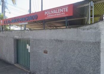 Escola Estadual Dr. Abílio Machado aprova adesão a programa com participação da Polícia Militar