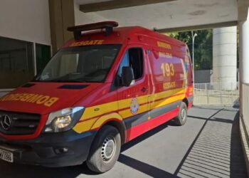 Vítima de intoxicação por drogas é atendida pelos bombeiros no quartel de Formiga