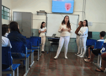 Escola Estadual Padre José Sangali recebe ação educativa sobre sexualidade