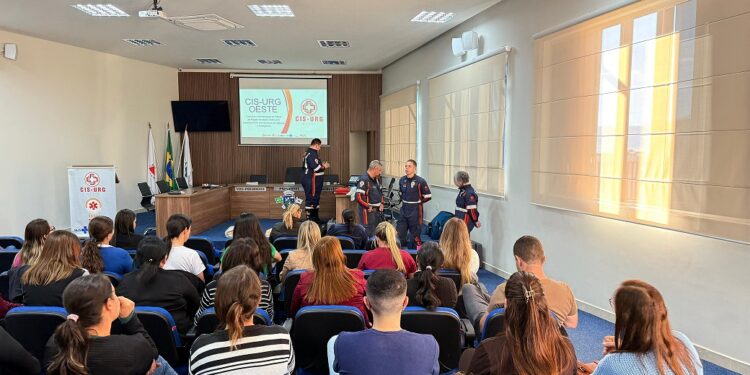 Câmara de Córrego Fundo recebe capacitação do SAMU