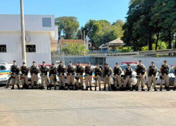 Atuação da PM garante segurança durante a cavalgada de abertura da Expô Bambuí 2025 e eventos festivos