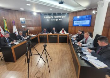 Câmara aprova gratuidade no transporte para servidores e diretrizes do Orçamento de 2026