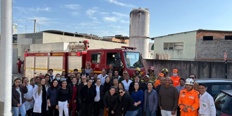 Bombeiros realizam simulado de evacuação na UPA de Formiga