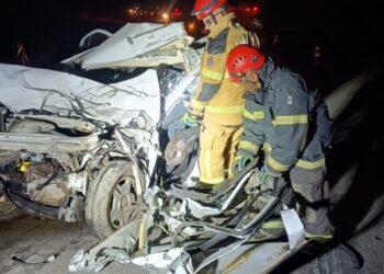 Idoso morre e mulher fica ferida após colisão entre carro e ônibus na BR-494, em Carmo da Mata