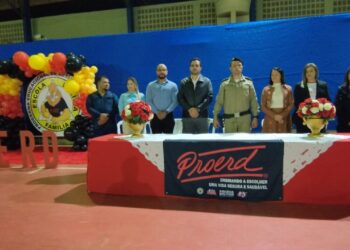 Polícia Militar realiza formatura do PROERD em Pimenta