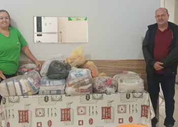 Lions Clube de Formiga realiza doação à Creche Apromid por meio da Sra. Maria Luiza e filhos