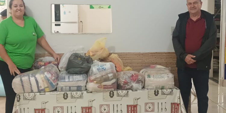 Lions Clube de Formiga realiza doação à Creche Apromid por meio da Sra. Maria Luiza e filhos