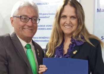 Rotariana recebe título Paul Harris