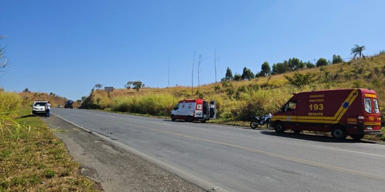 Colisão entre carro e motocicleta deixa homem ferido na BR-354 em Formiga