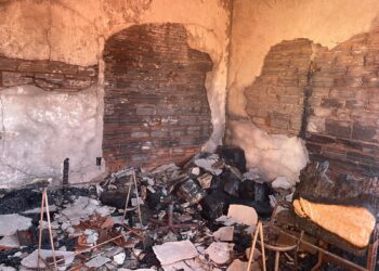 Incêndio em residência mobiliza Corpo de Bombeiros em Divinópolis