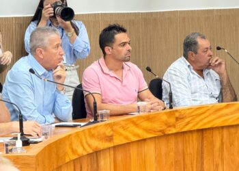 Prefeito e vereadores de Córrego Fundo participam de reunião na AMEG